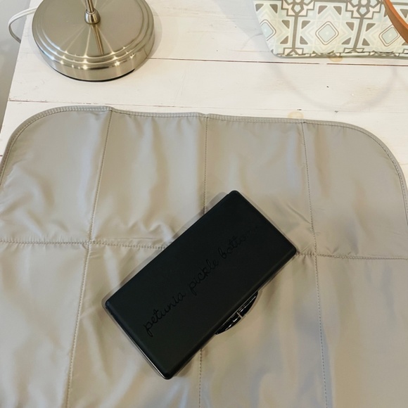 Petunia pickle bottom diaper bag - brand new - Picture 4 of 6